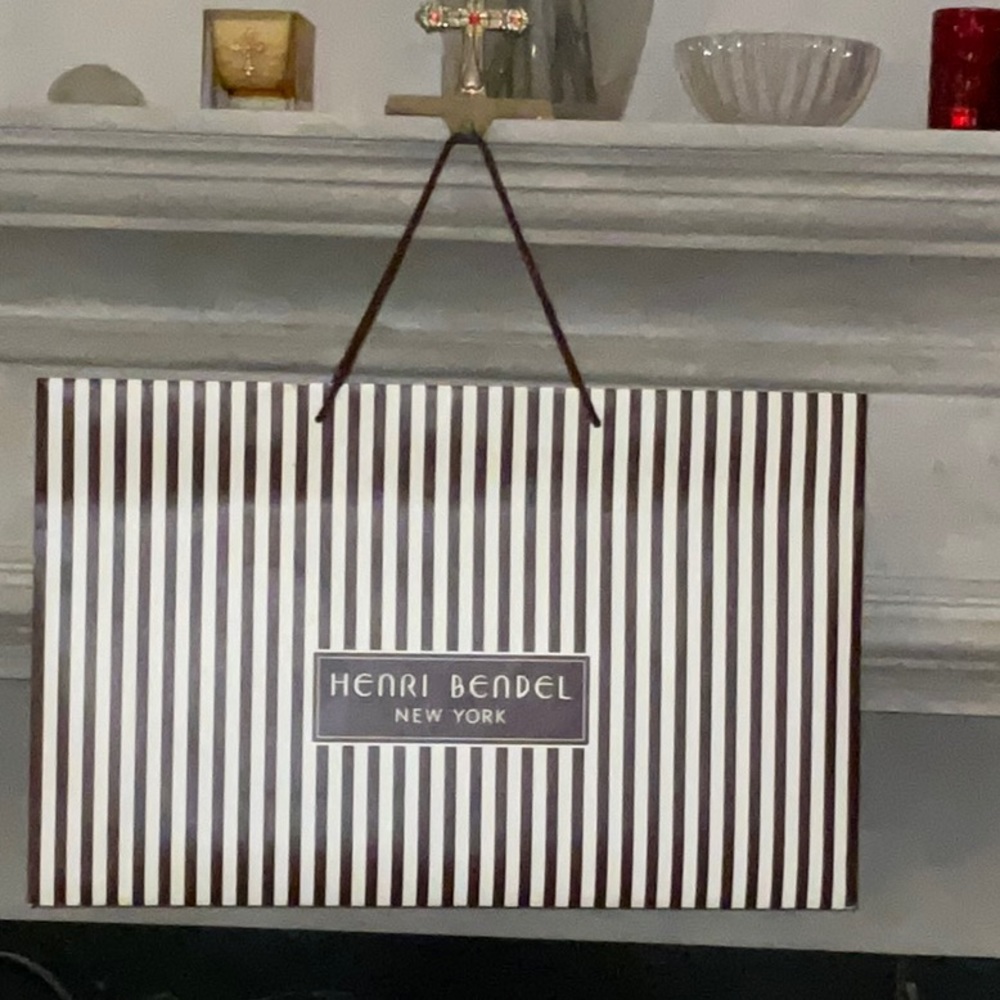 Henri Bendel HUGE paper gift shopping bag
